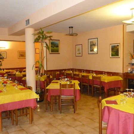 Albergo Ristorante Gori Ameglia Exteriör bild