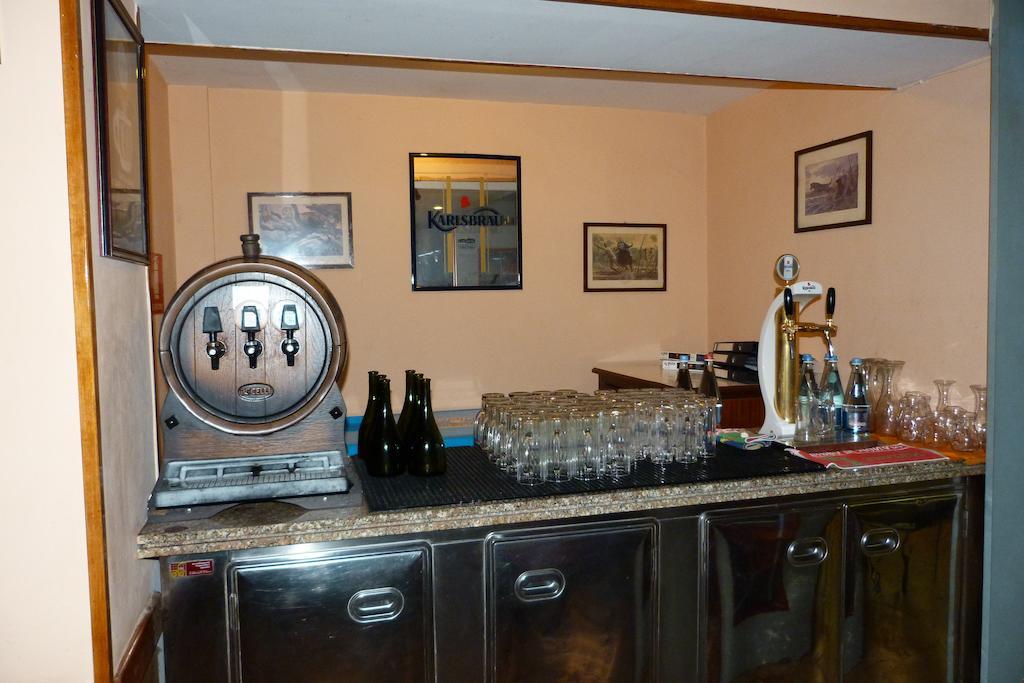 Albergo Ristorante Gori Ameglia Exteriör bild